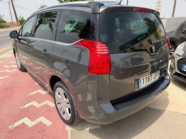 PEUGEOT 5008 ALLURE 1.6 HDI AUTO SPANISH LHD IN SPAIN 84000 MILES 7 SEATS 2015
